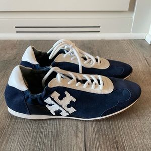 New in box Tory Burch Sneaker Perfect Navy 7.5
